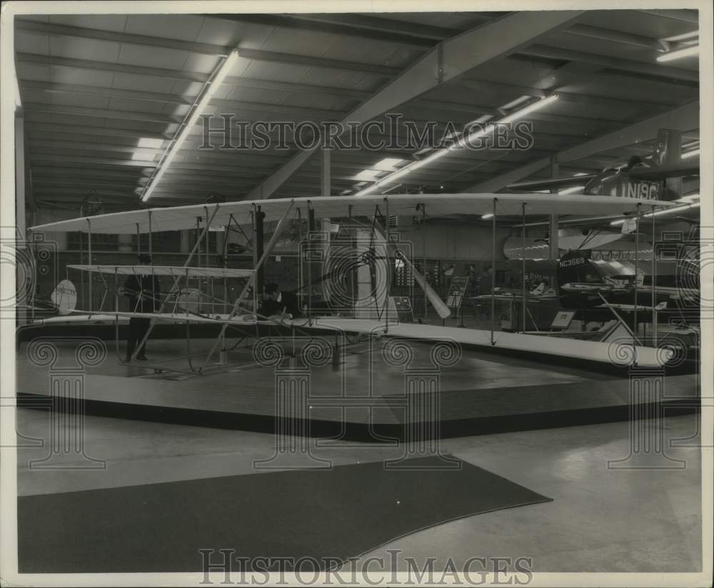 1982 Press Photo Wright Flyer replica at the EAA Aviation Foundation Museum - Historic Images