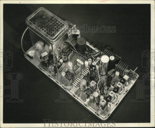 Press Photo Television set receiver chassis made by Motorola and Globe-Union - Historic Images