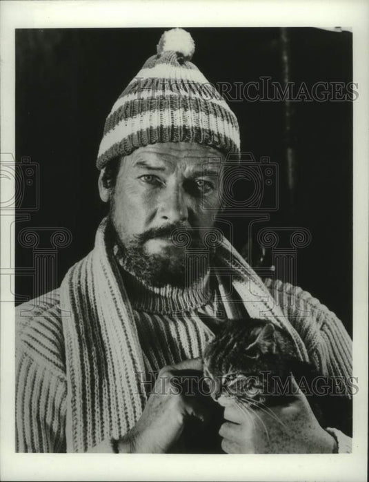 1983 Press Photo Actor Roger Moore - mjc29627 - Historic Images