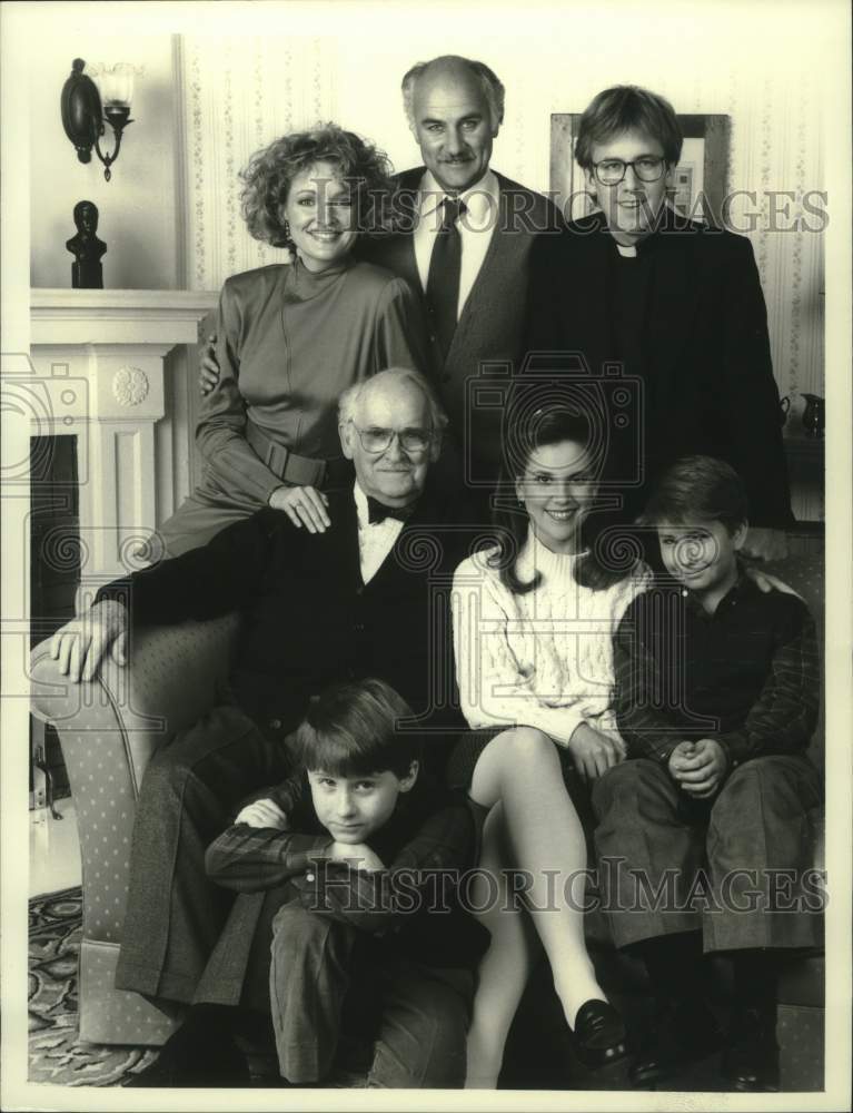 1988 Press Photo Christine Ebersole, Mary Tanner and others on &quot;The Cavanaughs&quot; - Historic Images