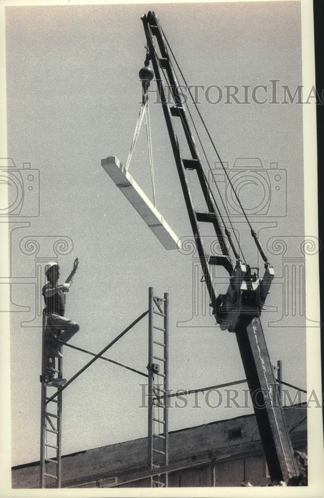 1994 Press Photo University of Wisconsin-Milwaukee building construction - Historic Images