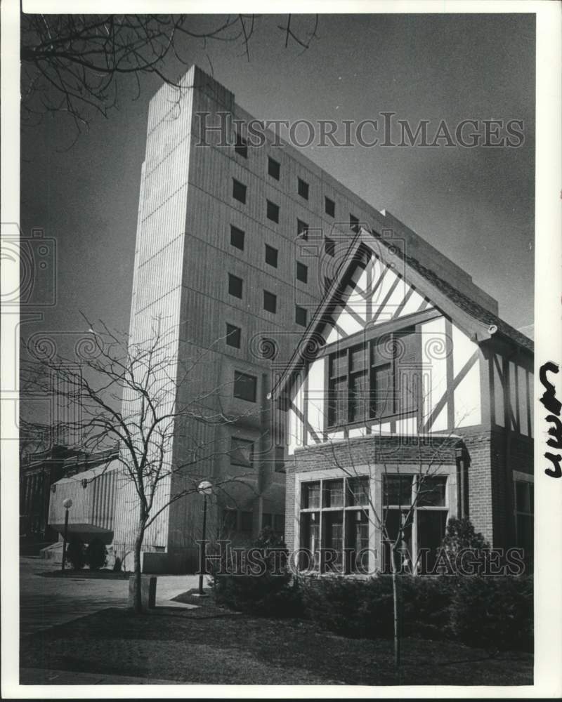 1978 Press Photo University of Wisconsin-Milwaukee campus buildings - mjc29778 - Historic Images