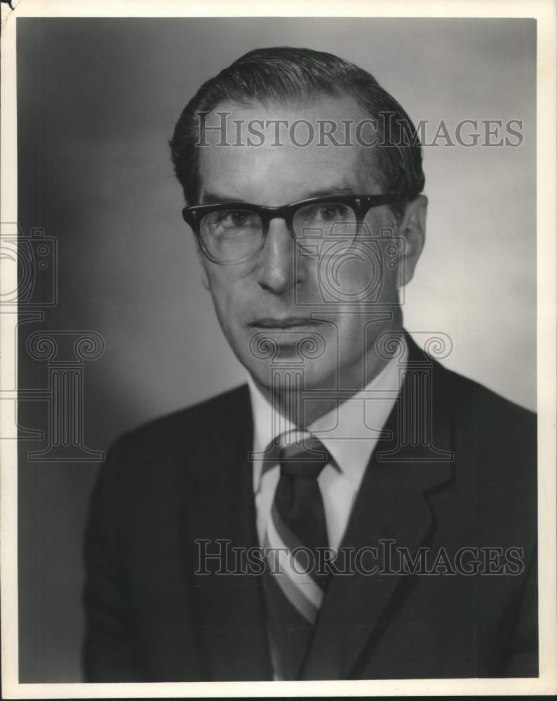 1974, John C. Secrest of American Motors Corporation - mjc29838 - Historic Images