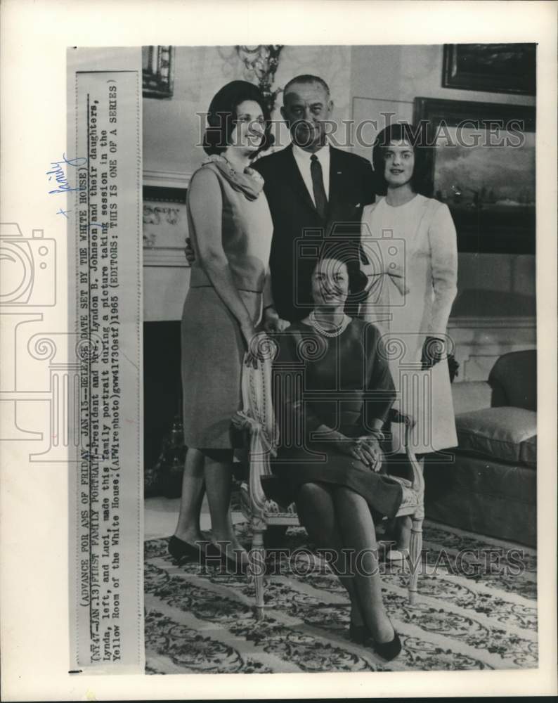 1965, President Lyndon B. Johnson with his family, Washington - Historic Images