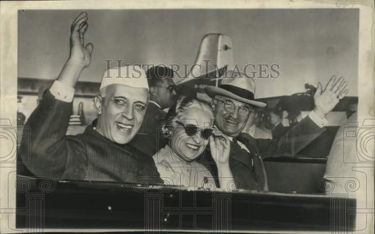 1949 Press Photo India's Prime Minister Jawaharlal Nehru & President Truman - Historic Images