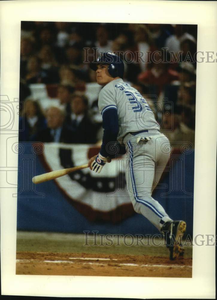 1992 Press Photo Toronto baseball player Ed Sprague watches his pinch-hit - Historic Images