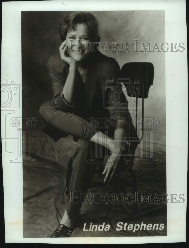 1993 Press Photo Actress Linda Stephens promotional picture. - mjc30303 - Historic Images