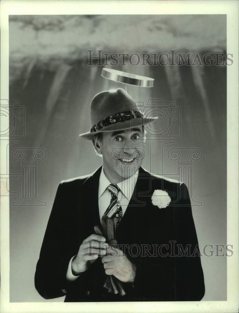 1976 Press Photo Carl Reiner gets angelic for role in ABC's new "Good Heavens" - Historic Images