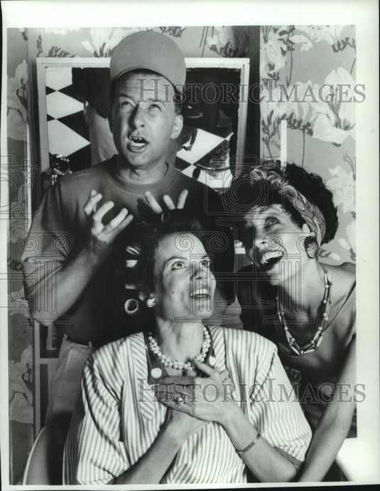 1992 Press Photo Tracy Adams, John McGivern, Paula Flanagan in "Sheer Madness" - Historic Images