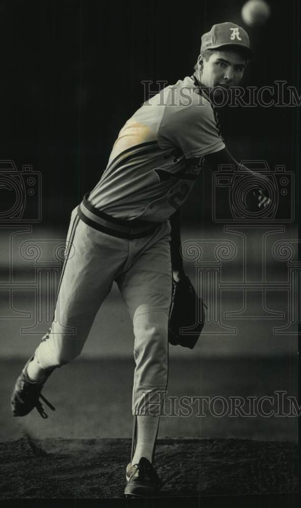 1991 Press Photo Hartland Arrowhead&#39;s Brian Steinbach delivers a pitch. - Historic Images