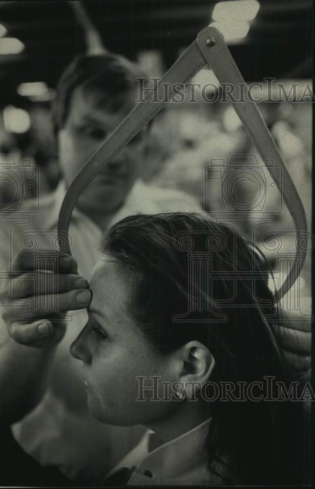 1986 Press Photo Ari Silberman at Experimental Aircraft Association Fly-In - Historic Images