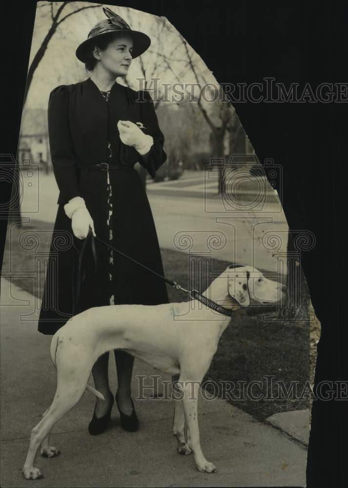 1965 Press Photo Patience Mac Briar takes a walk with her dog - mjc30718 - Historic Images