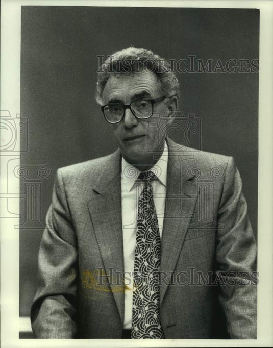 1989 Press Photo Sig Gissler "Death & Media" speech Journalism Honor Society - Historic Images