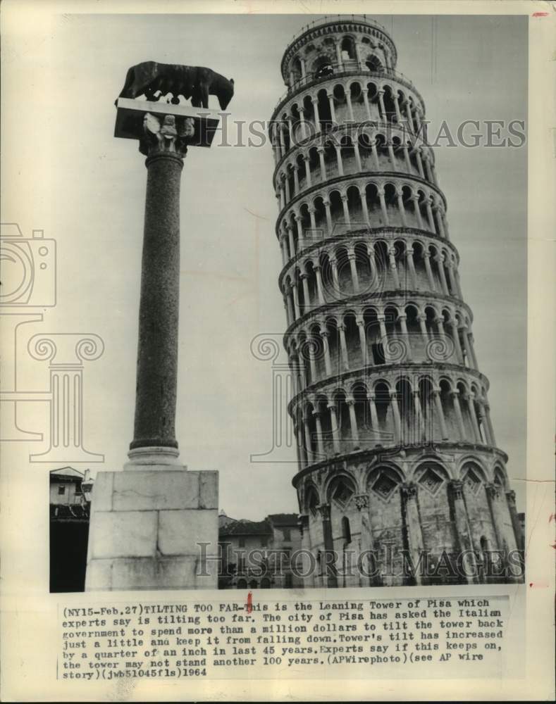 1964, the Leaning Tower of Pisa in the Square of Miracles in Italy - Historic Images