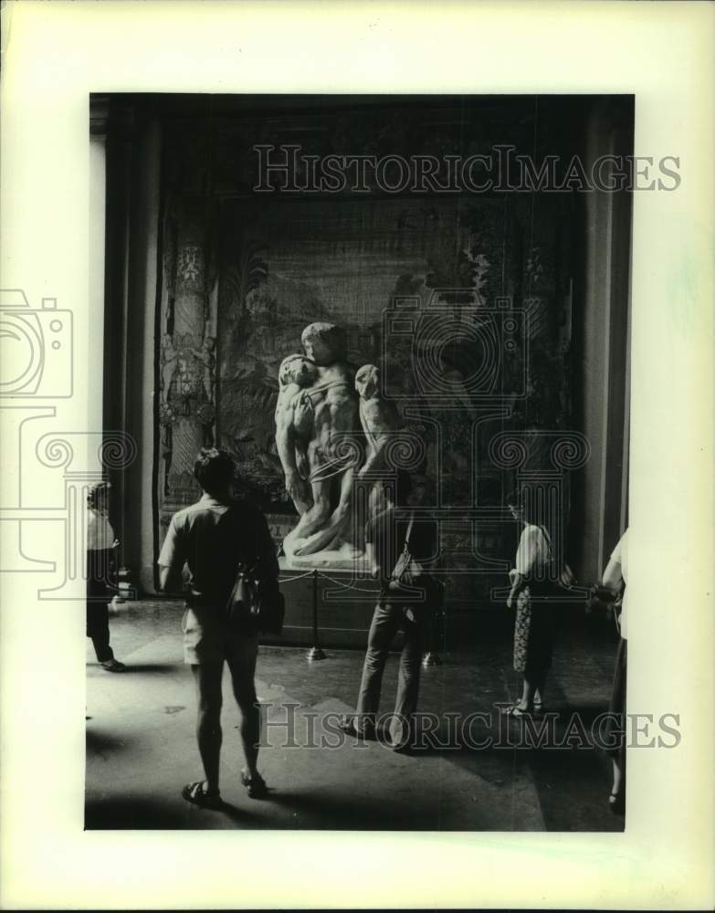 1982 Press Photo Statute of "Prisoner" sculpture by Michelangelo, Italy - Historic Images