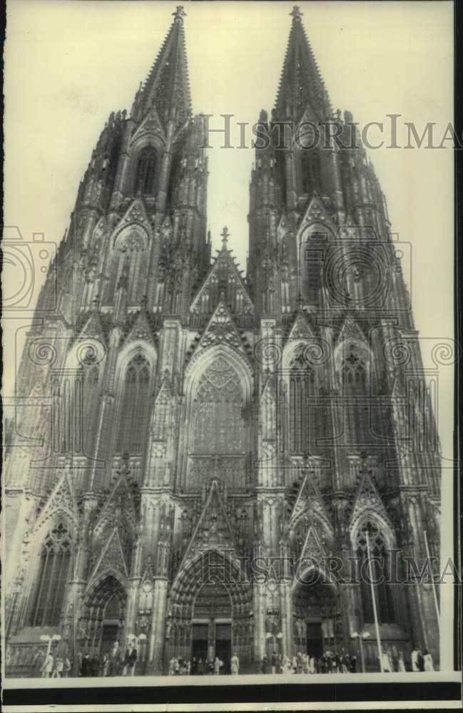 1975 Press Photo Cologne Cathedral, Germany - mjc30786 - Historic Images