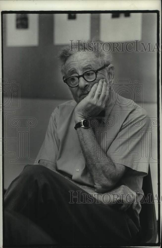 1976 Press Photo Photographer and Filmmaker Paul Steiner Milwaukee - mjc30830 - Historic Images