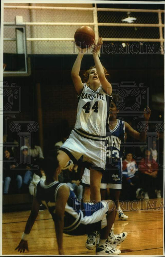 1994 Press Photo Liz Spurgin Basketball Player for Marquette - mjc30833 - Historic Images