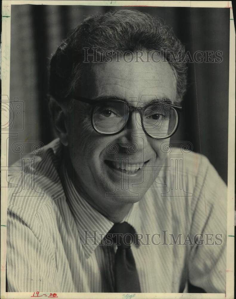 1985 Press Photo Sig Gissler Milwaukee Journal Editor - mjc30879 - Historic Images