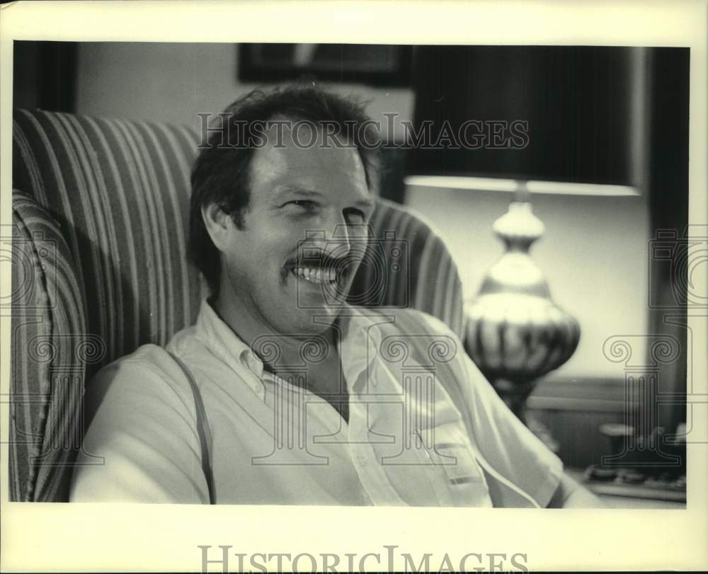 1985 Press Photo David Steingass, Madison Poet - mjc30904 - Historic Images