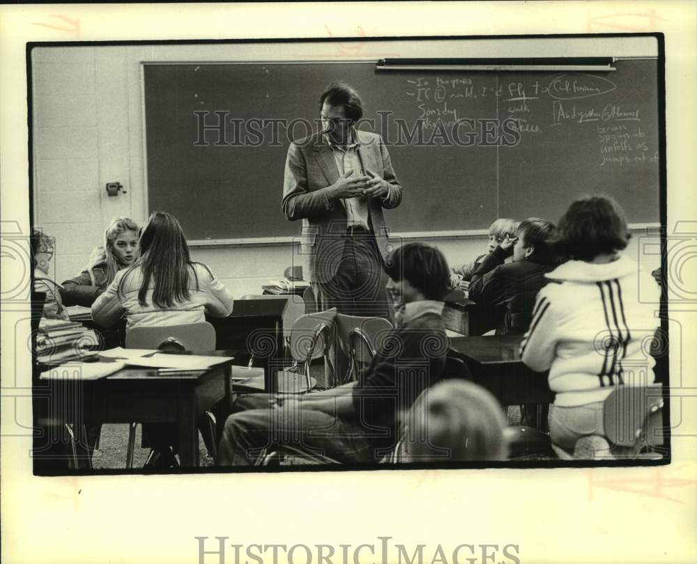 1960 Poet David Steingass at Webster School in Cedarburg, Wisconsin - Historic Images