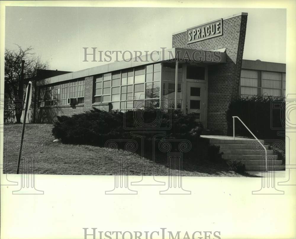 1981 Press Photo The Sprague Electric Co. plant in Grafton - mjc30917 - Historic Images