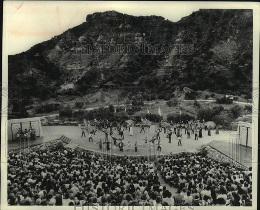 1972 Press Photo scene from the musical "Texas" at Palo Duro Canyon State Park - Historic Images