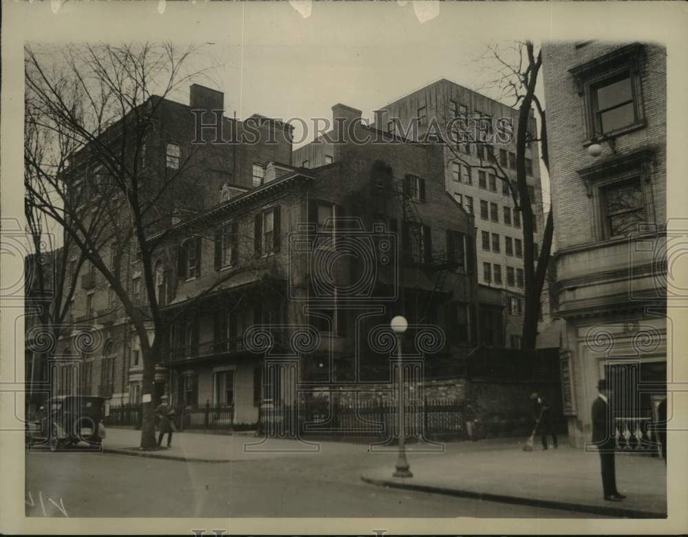 1922, House at 21 Madison Place Washington D.C. - mjc31025 - Historic Images