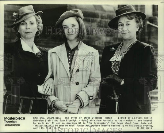 1990 Press Photo Actresses Plowright, Whitelaw and Horrocks in "The Dressmaker" - Historic Images