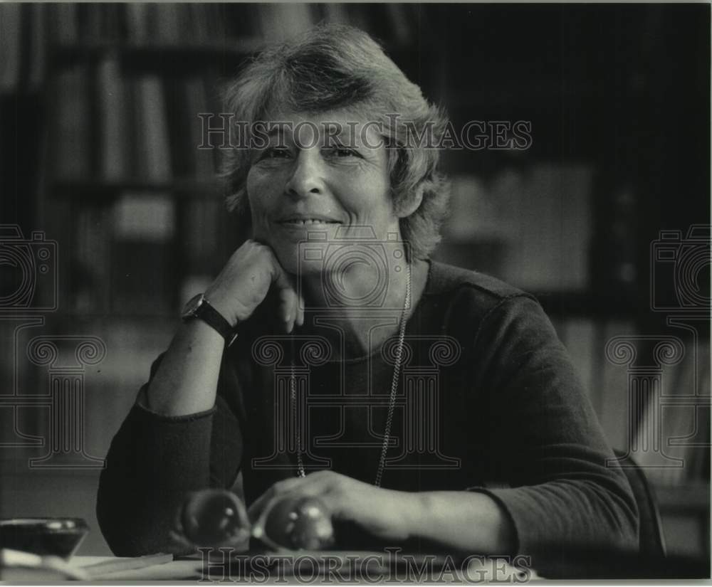 1985 Press Photo Dir Gen Karin Stoltenberg, Family Affairs and Women&#39;s Equality - Historic Images