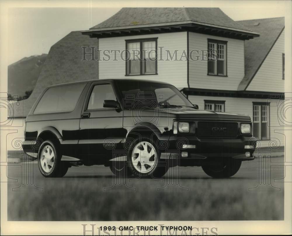 1992 Press Photo GMC&#39;s new truck, the Typhoon - mjc31446 - Historic Images