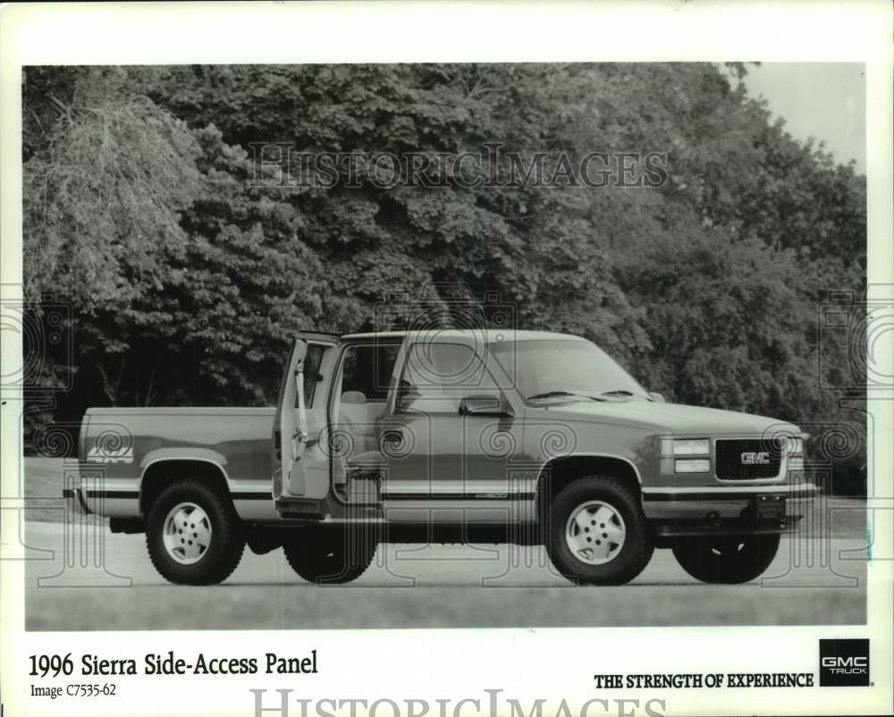 1996 Press Photo General Motors Sierra Side-Access Panel - mjc31601 - Historic Images