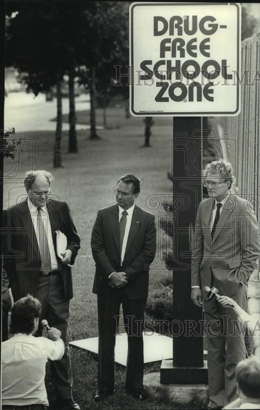 1989 Press Photo Wisconsin Governor Tommy Thompson and Mayor John Norquist - Historic Images
