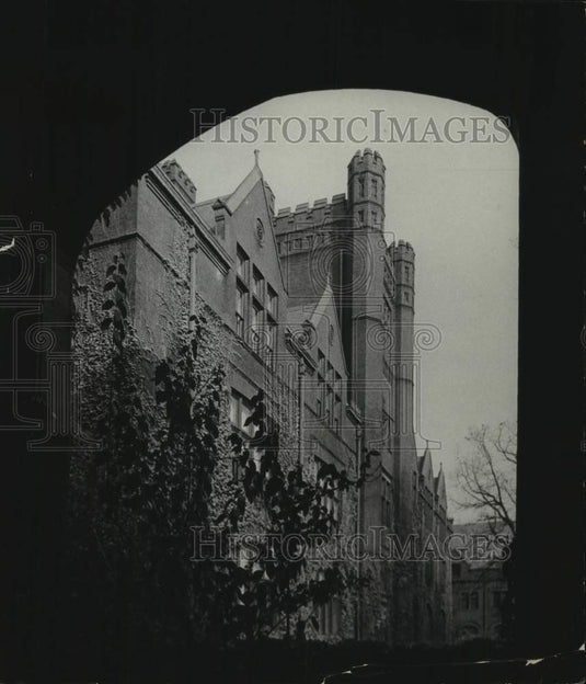 1963, The arches of Merrill Hall at Milwaukee-Downer's College - Historic Images