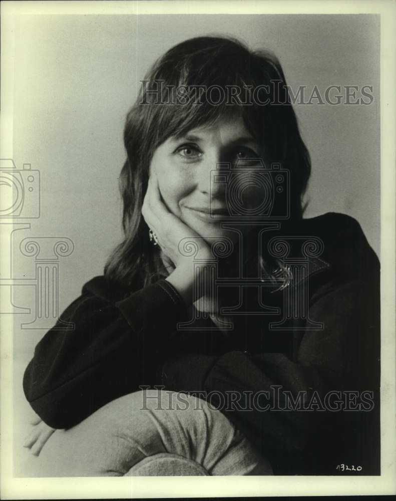 1975 Press Photo Portrait of opera mezzo-soprano Olivia Stapp. - mjc31968 - Historic Images
