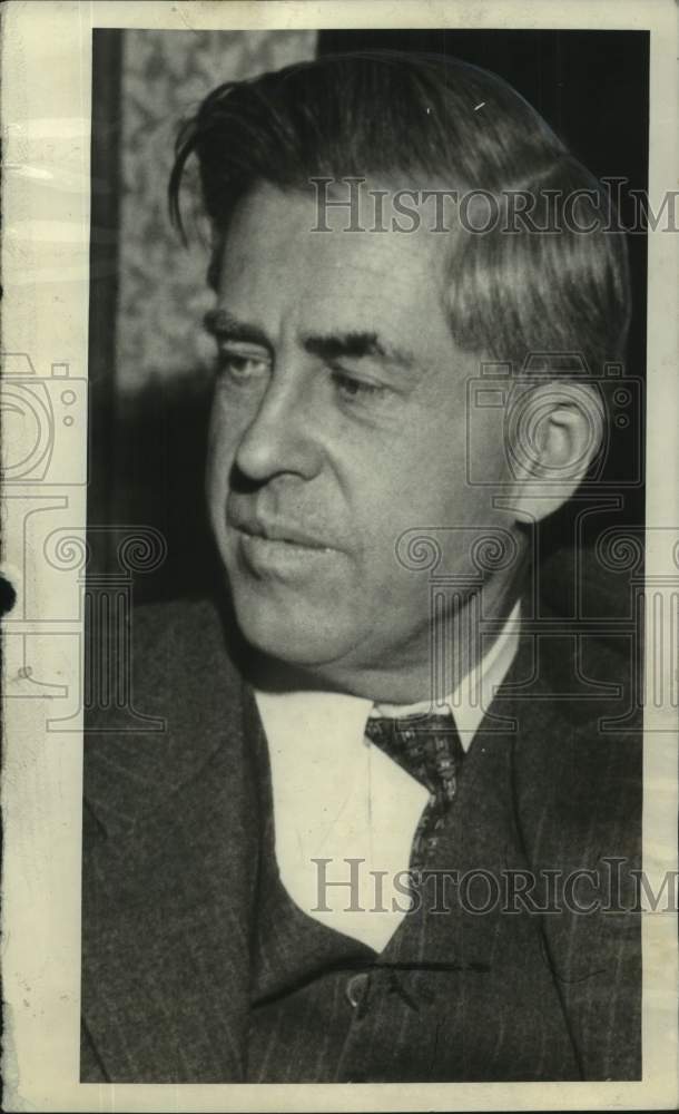 1944 Press Photo Vice-President Henry A. Wallace interview in Milwaukee - Historic Images