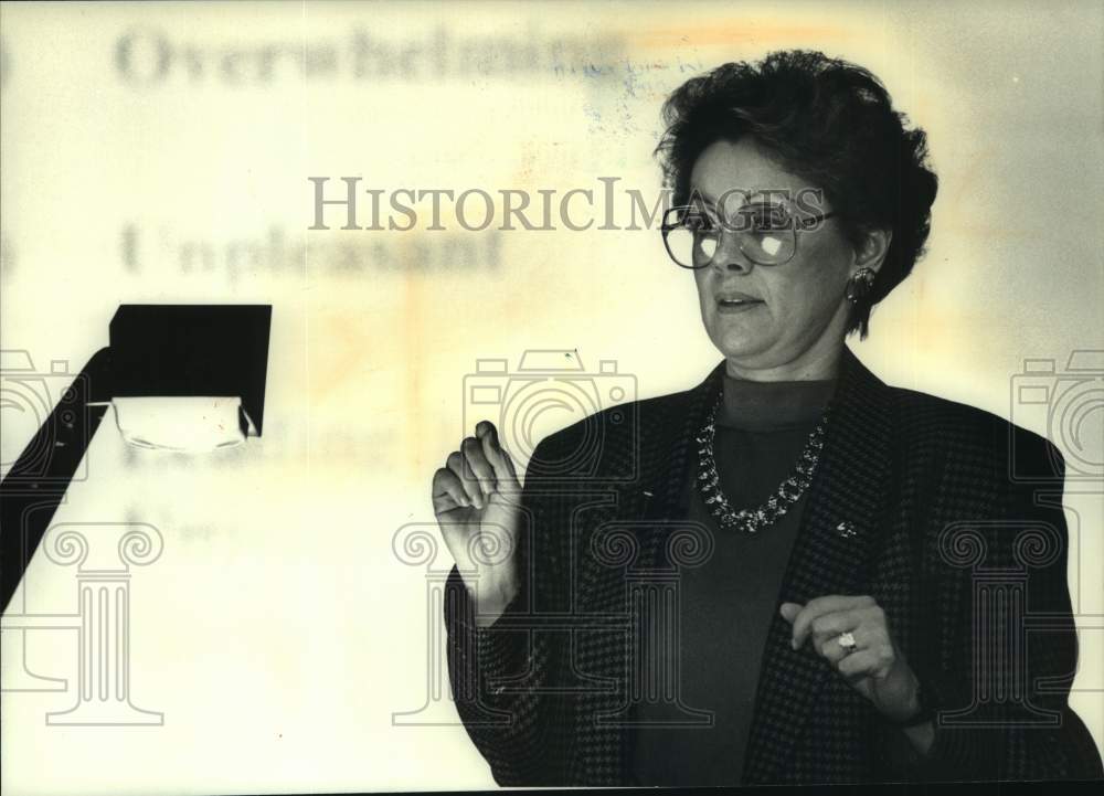 1992 Press Photo Susan Stephani, professional motivational speaker, Wisconsin - Historic Images