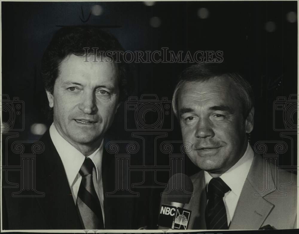 1981 Press Photo NBC Sports college basketball Al McGuire and Dick Enberg. - Historic Images