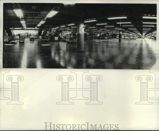 1969 New U.S. Post Office, Interior View, Milwaukee, Wisconsin - Historic Images