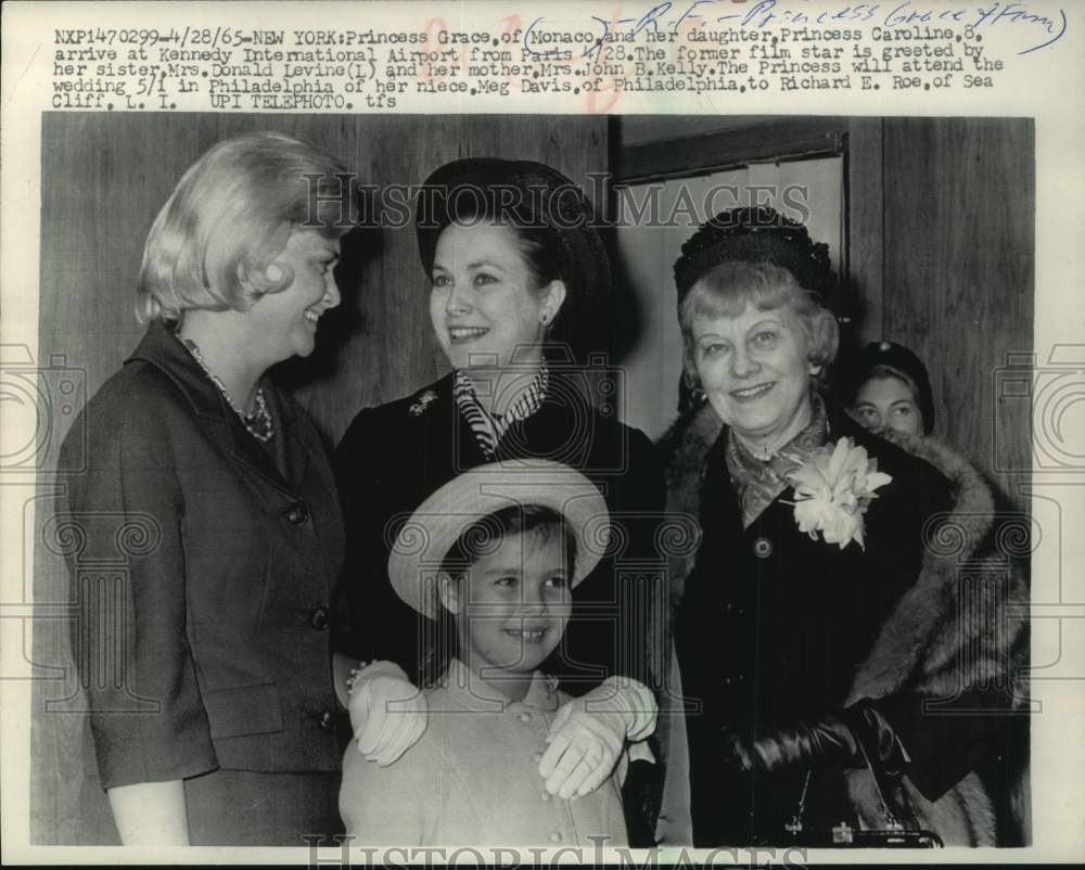 1965 Press Photo Princess Grace & Stephanie of Monaco & family, New York - Historic Images