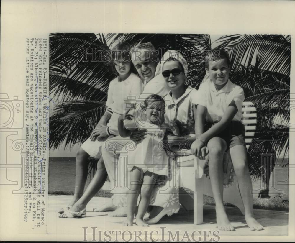 1967 Prince Rainier of Monaco with family on vacation in Jamaica. - Historic Images