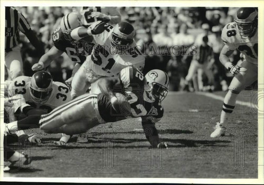 1993 Press Photo Green Bay Packer John Stephens with the football on the field - Historic Images