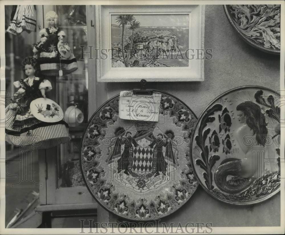 1956, Prince Rainier III of Monaco marriage mementos in Monacan shops - Historic Images