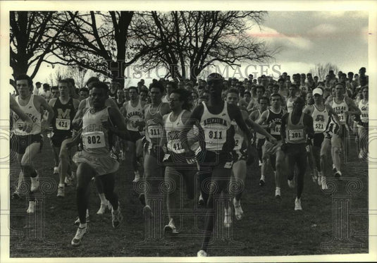 1994 Press Photo University of Wisconsin Cross Country team runs in Championship - Historic Images