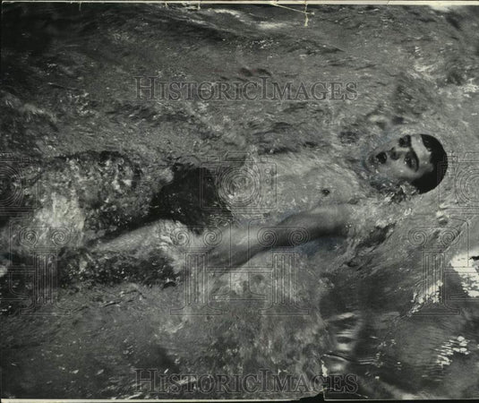 1965 Press Photo University of Wisconsin-Milwaukee's swimmer Steve Dilley. - Historic Images