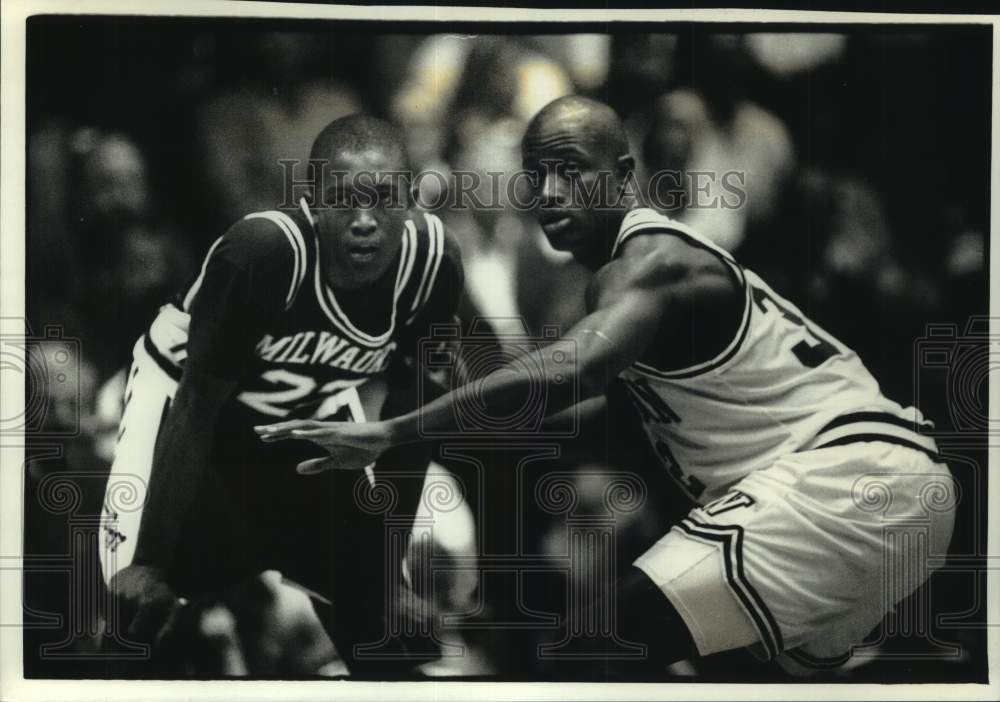 1992 Press Photo Wisconsin University sister schools basketball game, E. Sims - Historic Images