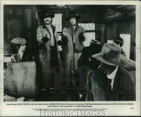 1980 Press Photo Stacy Keach, James Keach & others in "The Long Riders" - Historic Images