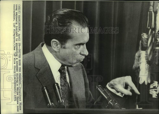 1971, Richard Nixon in news conference at White House Washington - Historic Images