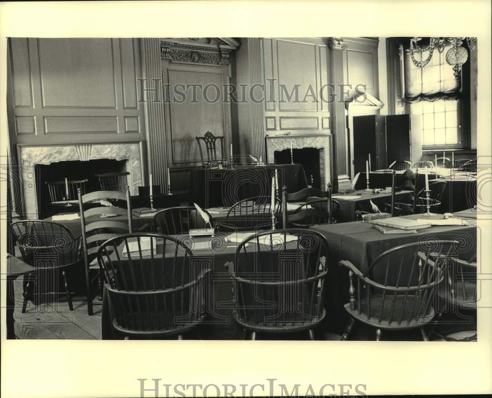 1987 Press Photo Room in Independence Hall where the Constitution was drafted. - Historic Images