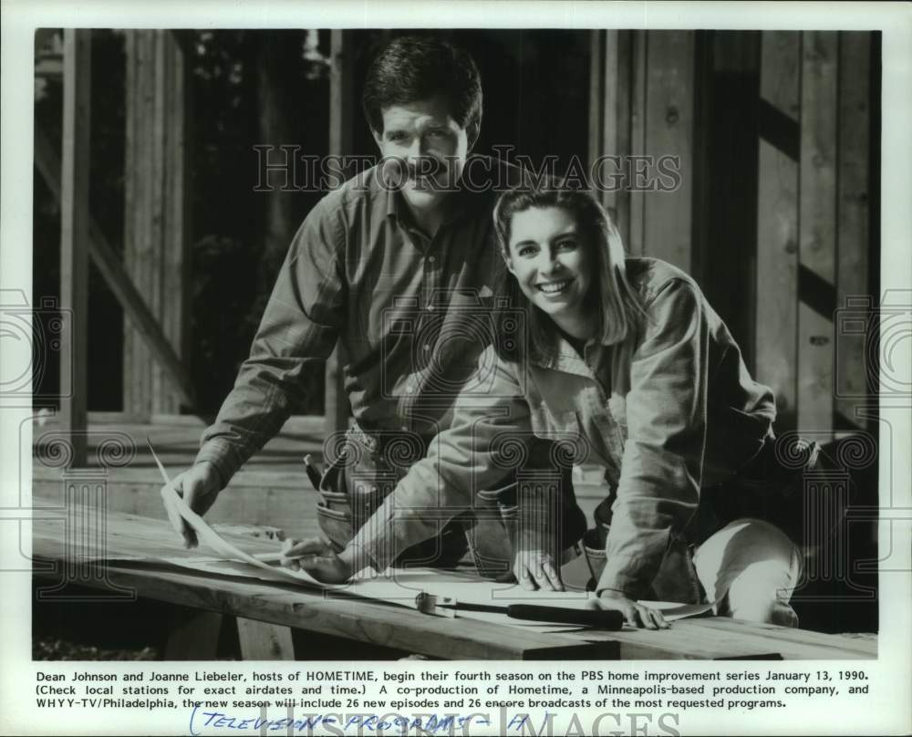 1990 Press Photo &quot;Hometime&quot; hosts Dean Johnson and Joanne Liebeler - mjc33474